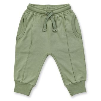 Baby Sweathose, Modell NEVIN, Olivgrün, Vorderansicht
