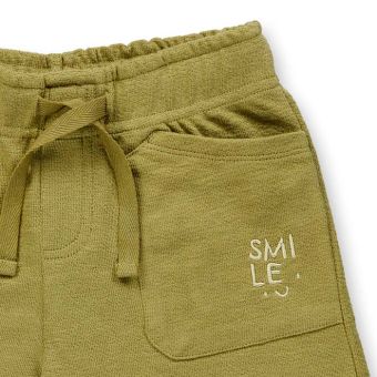 Kinder Shorts, Modell MAKU, Olivgrün, Vorderansicht