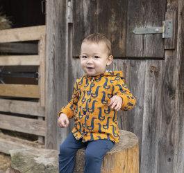 Baby-Erstausstattung für den Herbst